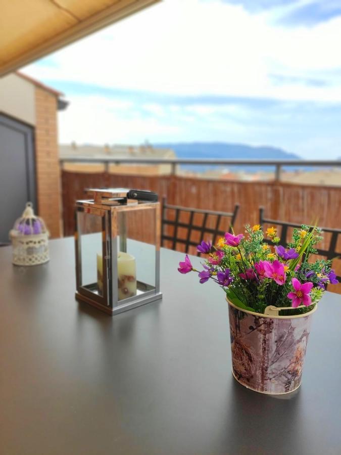 Acogedor Atico Duplex En Tremp Διαμέρισμα Εξωτερικό φωτογραφία